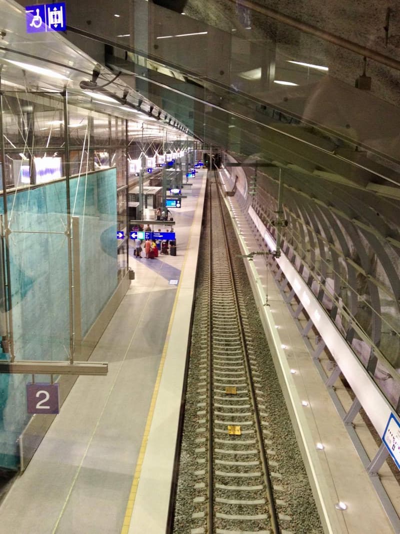 Helsinki-Vantaan lentokentän juna-asema.