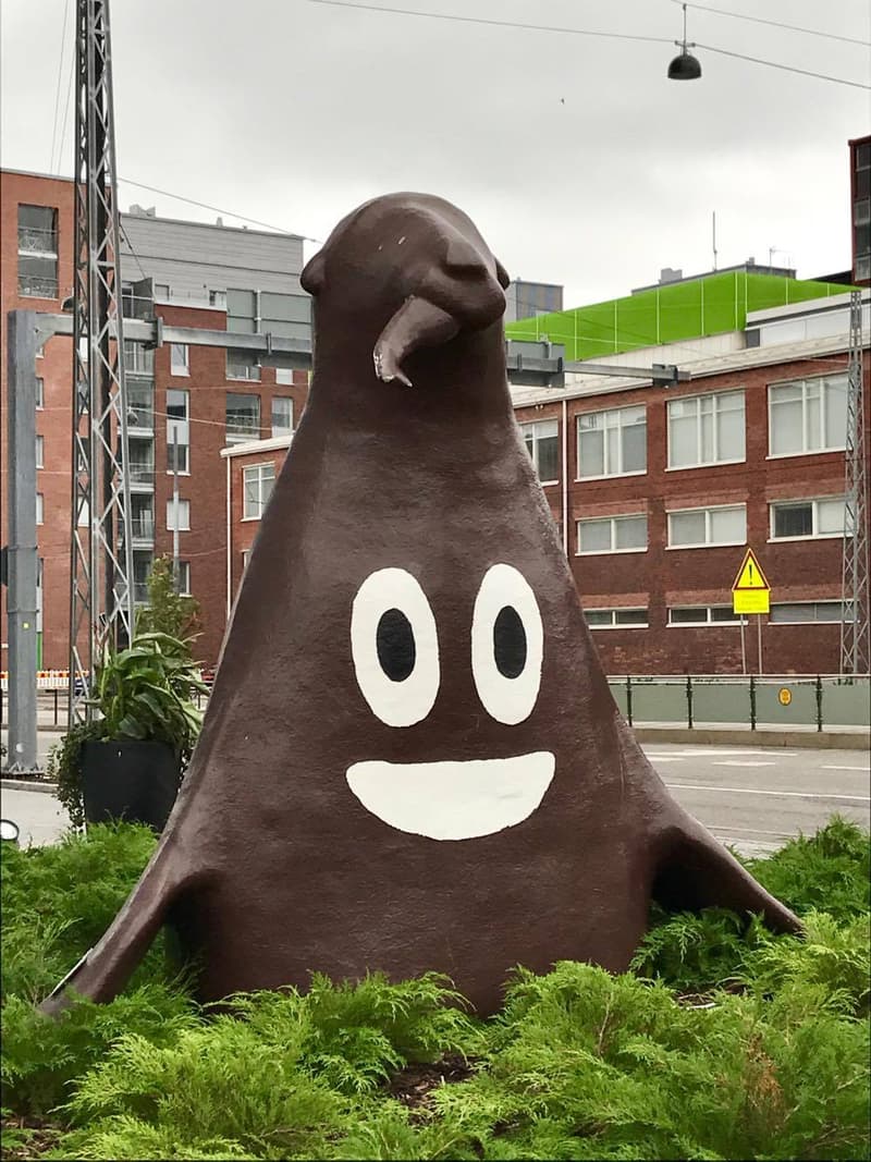 Vuoden graafikko (2013) Kasper Strömmanin suunnittelema HeiHylje.